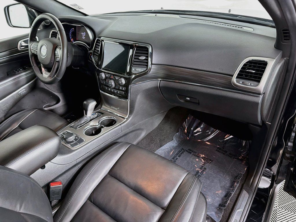 Used 2021 Jeep Grand Cherokee Limited AWD/4WD image 30
