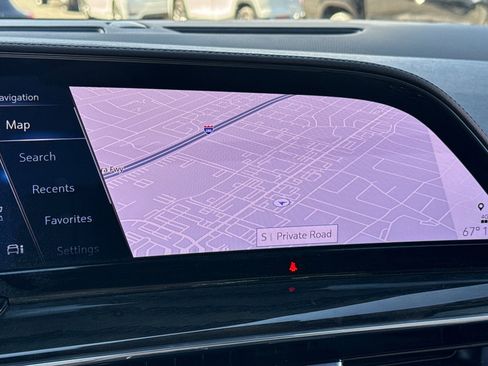 Used 2023 Cadillac Escalade ESV Premium Luxury image 40