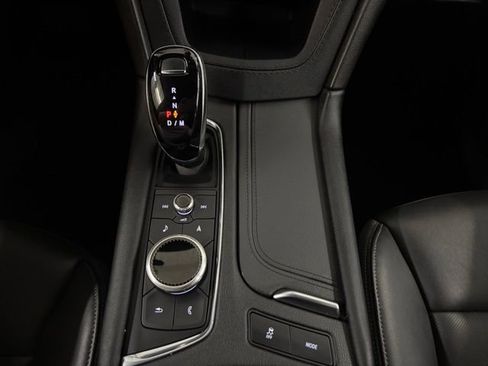 Used 2024 Cadillac XT6 Premium Luxury image 29