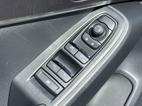 Certified 2025 Subaru Impreza 2.0i image 16