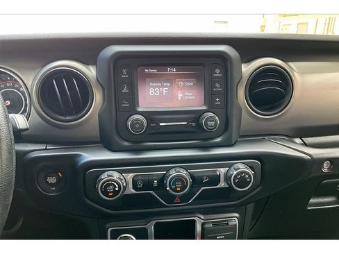 Used 2021 Jeep Wrangler Sport AWD/4WD image 25