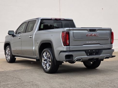Used 2024 GMC Sierra 1500 Denali AWD/4WD image 3