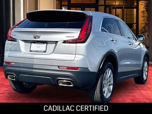 Certified 2022 Cadillac XT4 Luxury image 6