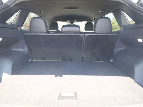 Used 2025 Volkswagen Atlas Cross Sport SE image 21