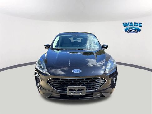 Certified 2021 Ford Escape SE w/ SE Sport Appearance Package image 2