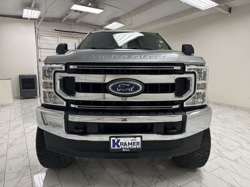 Used 2020 Ford F250 XLT image 32