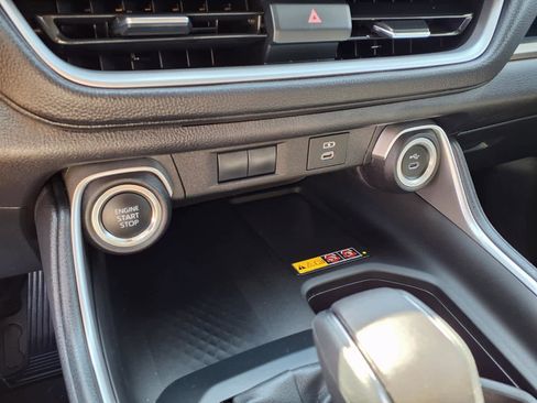 Certified 2025 Toyota Grand Highlander AWD image 25