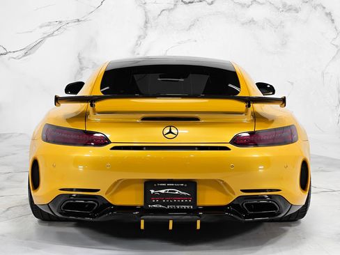 Used 2018 Mercedes-Benz AMG GT C image 11