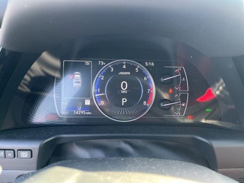 Used 2024 Lexus ES 350 Ultra Luxury image 11