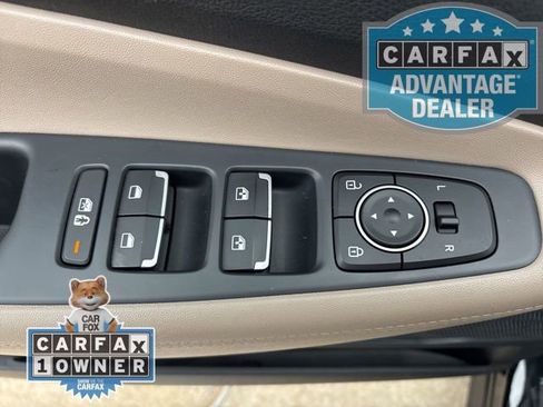 Used 2023 Hyundai Santa Fe SEL image 16