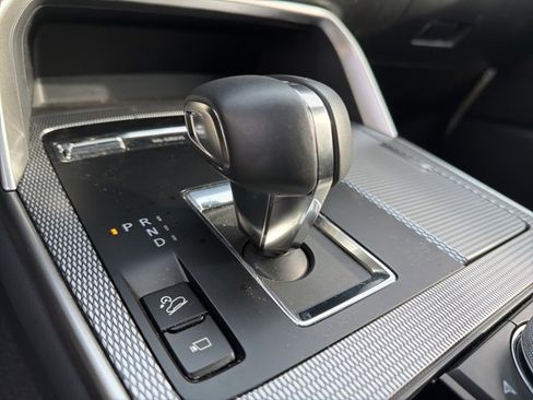 Used 2025 MAZDA CX-70 3.3 Turbo S w/ Premium Package image 17