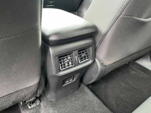 Used 2025 Toyota RAV4 XLE image 24