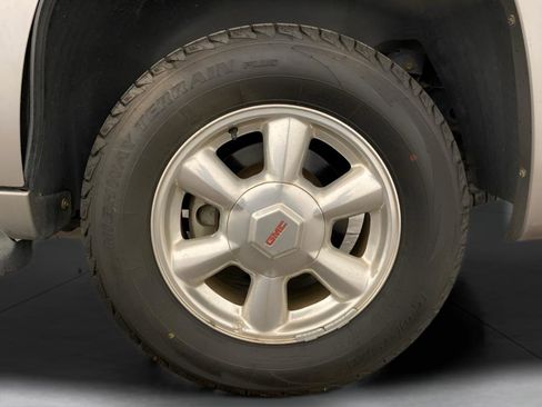 Used 2005 GMC Envoy SLT image 20