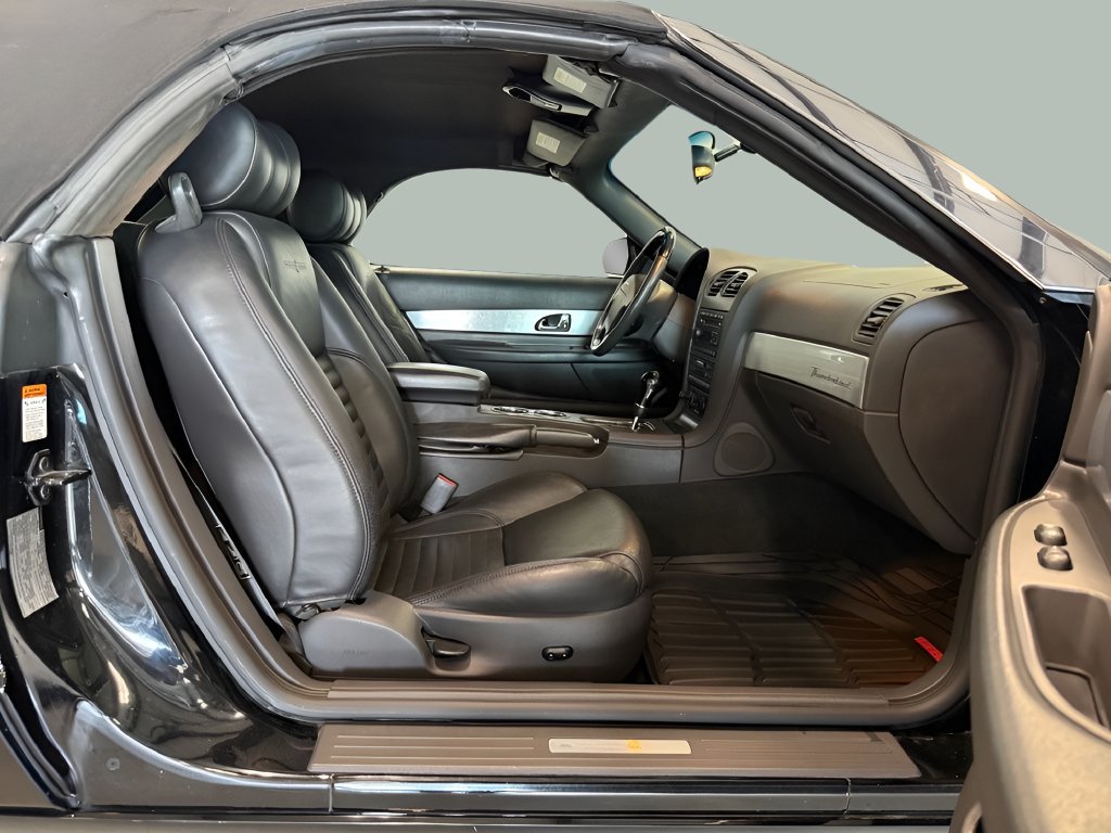 Used 2002 Ford Thunderbird RWD image 26