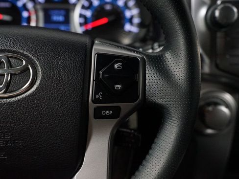 Certified 2019 Toyota 4Runner SR5 AWD/4WD image 14