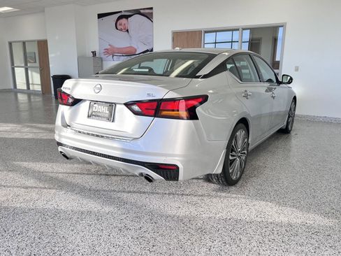 Used 2023 Nissan Altima 2.5 SL image 16