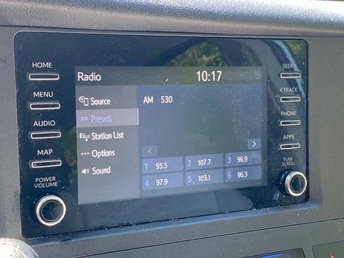 Used 2020 Toyota Sienna L FWD image 23