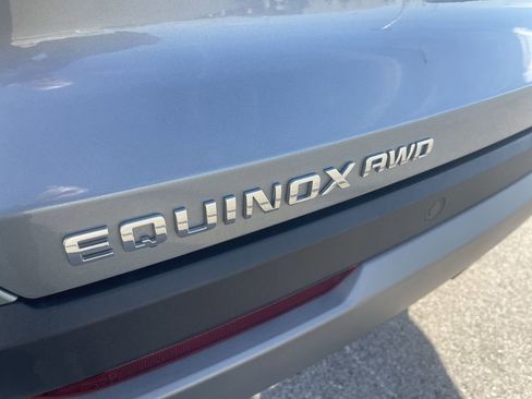 Used 2025 Chevrolet Equinox LT w/ Convenience Package II image 12