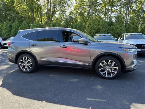 Used 2022 Acura MDX SH-AWD w/ Technology Package image 7