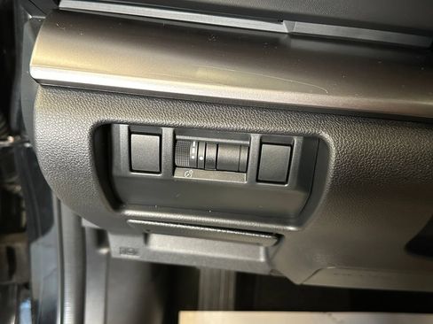 Used 2024 Subaru Impreza 2.0i AWD/4WD image 18