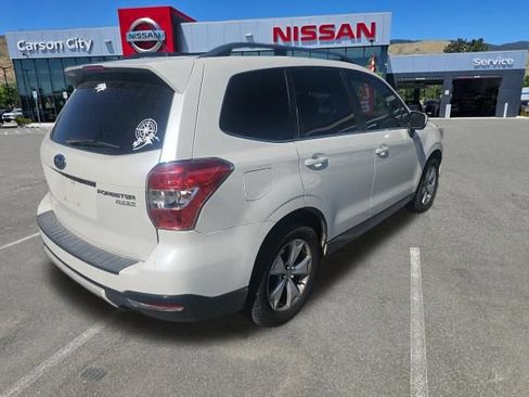 Used 2015 Subaru Forester 2.5i Limited AWD/4WD image 8
