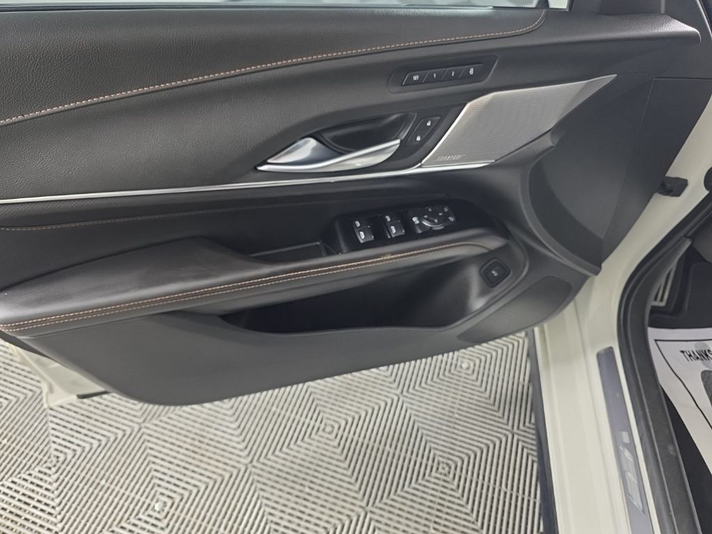 Used 2021 Cadillac CT4 V w/ Technology Package RWD image 12