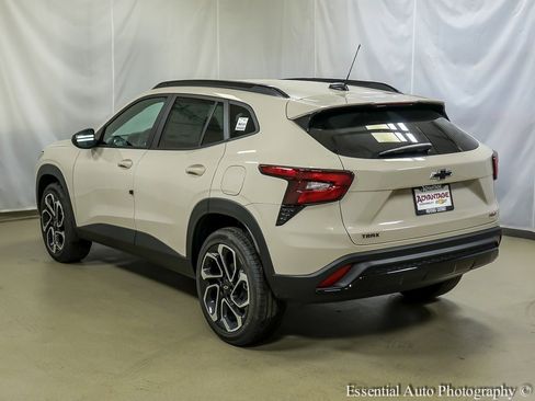 New 2026 Chevrolet Trax RS image 6