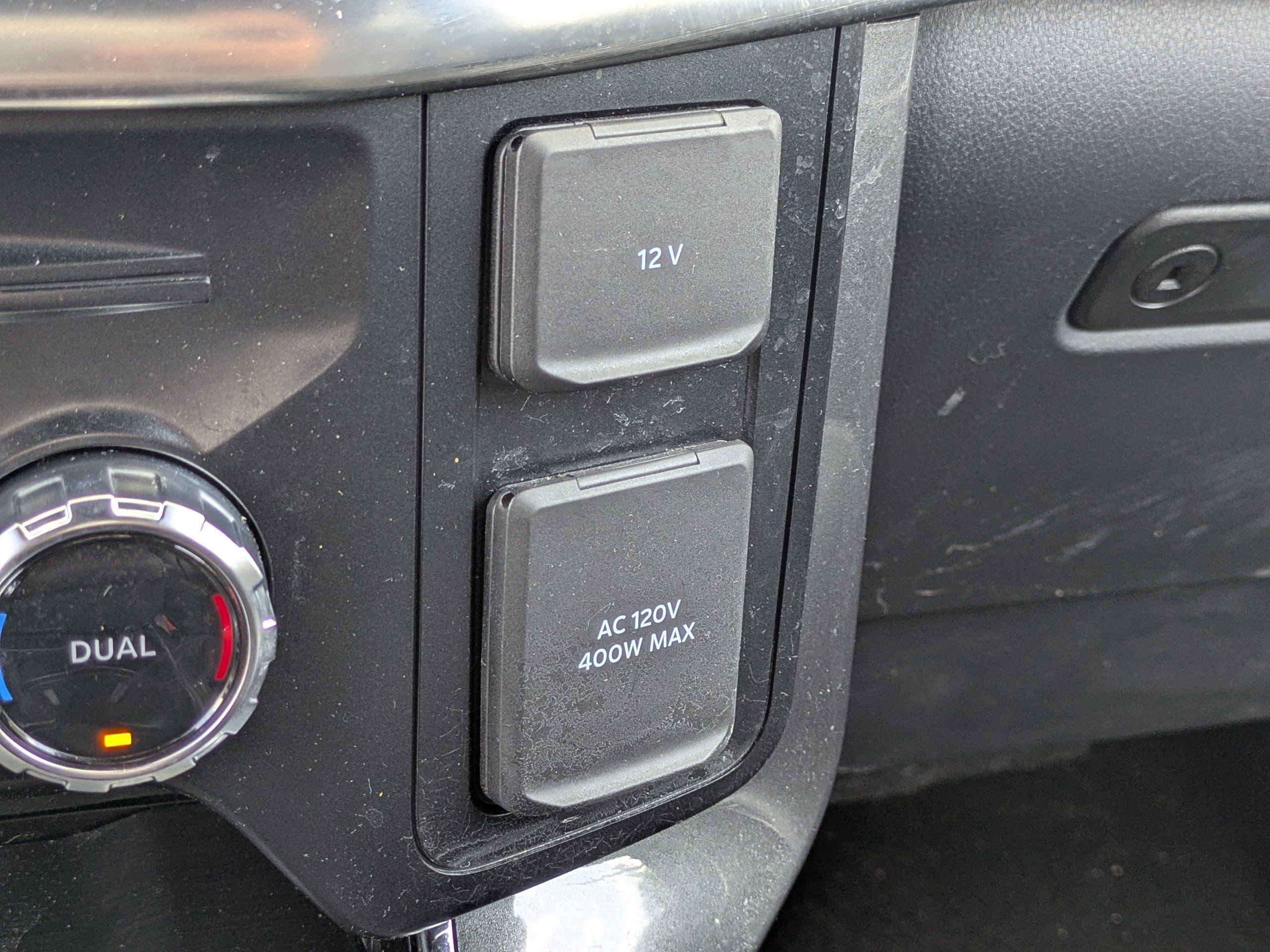 Used 2023 Ford F150 Lariat w/ Equipment Group 502A High AWD/4WD image 32