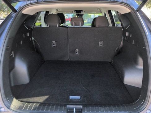 Used 2025 Hyundai Tucson SEL FWD image 12