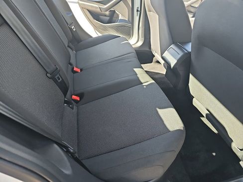 Used 2020 Volkswagen Jetta S image 11