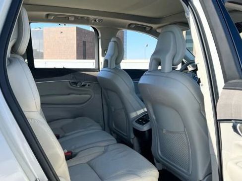 Used 2021 Volvo XC90 T6 Inscription w/ Protection Package Premier image 20