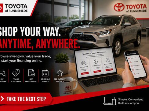 Used 2025 Toyota RAV4 XLE FWD image 18