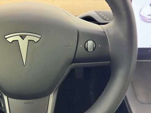 Used 2021 Tesla Model 3 Standard Range Plus image 20