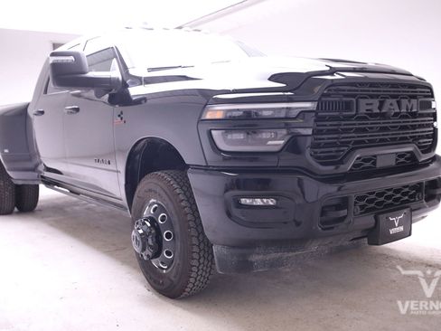 New 2025 RAM 3500 Laramie image 6