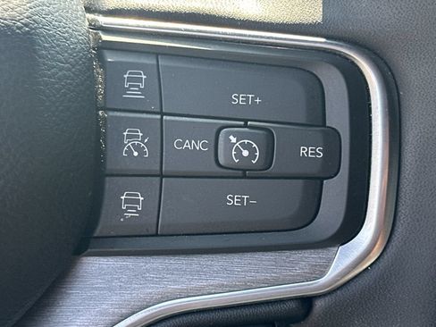 Used 2024 Jeep Wagoneer Series II w/ Convenience Group I AWD/4WD image 27