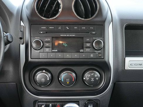 Used 2017 Jeep Compass High Altitude AWD/4WD image 24