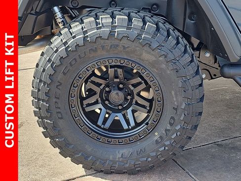 New 2025 Jeep Wrangler Willys image 38