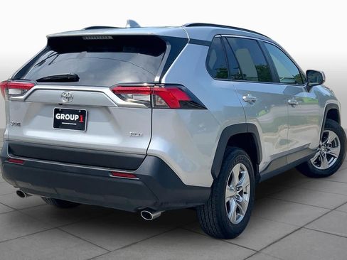 Used 2025 Toyota RAV4 XLE FWD image 13