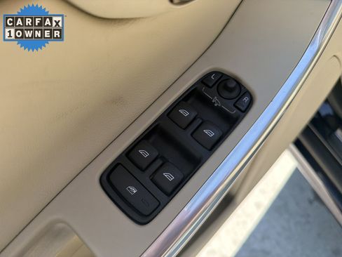 Used 2016 Volvo XC60 T5 Platinum w/ Climate Package FWD image 15