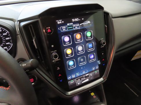 Certified 2025 Subaru Crosstrek 2.5i Limited w/ Crosstrek Mirror Package image 19