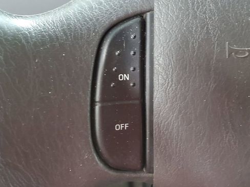 Used 2006 Ford E-150 and Econoline 150 image 26