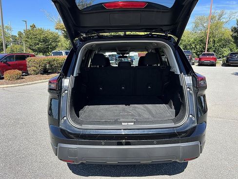 Certified 2025 Nissan Rogue SV AWD/4WD image 15