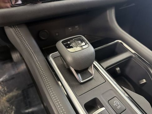 Certified 2025 Nissan Pathfinder Platinum w/ Cargo Package image 33