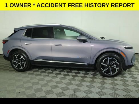 Used 2025 Chevrolet Equinox EV LT w/ Convenience Package AWD/4WD image 2