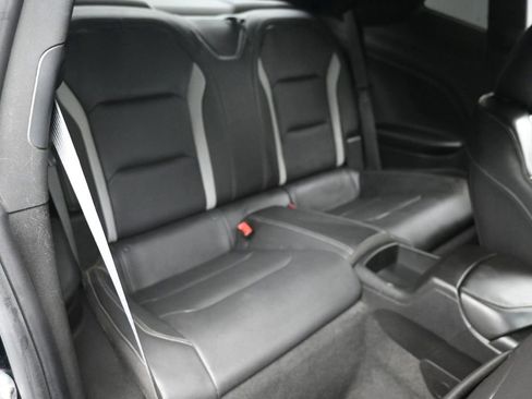 Used 2018 Chevrolet Camaro SS image 9