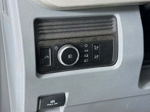 Used 2025 Ford F350 XLT image 10