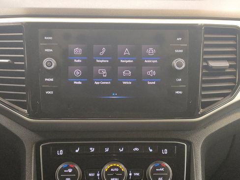 Used 2022 Volkswagen Atlas SE AWD/4WD image 25