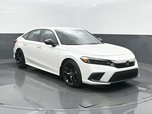 Certified 2024 Honda Civic Sport image 2