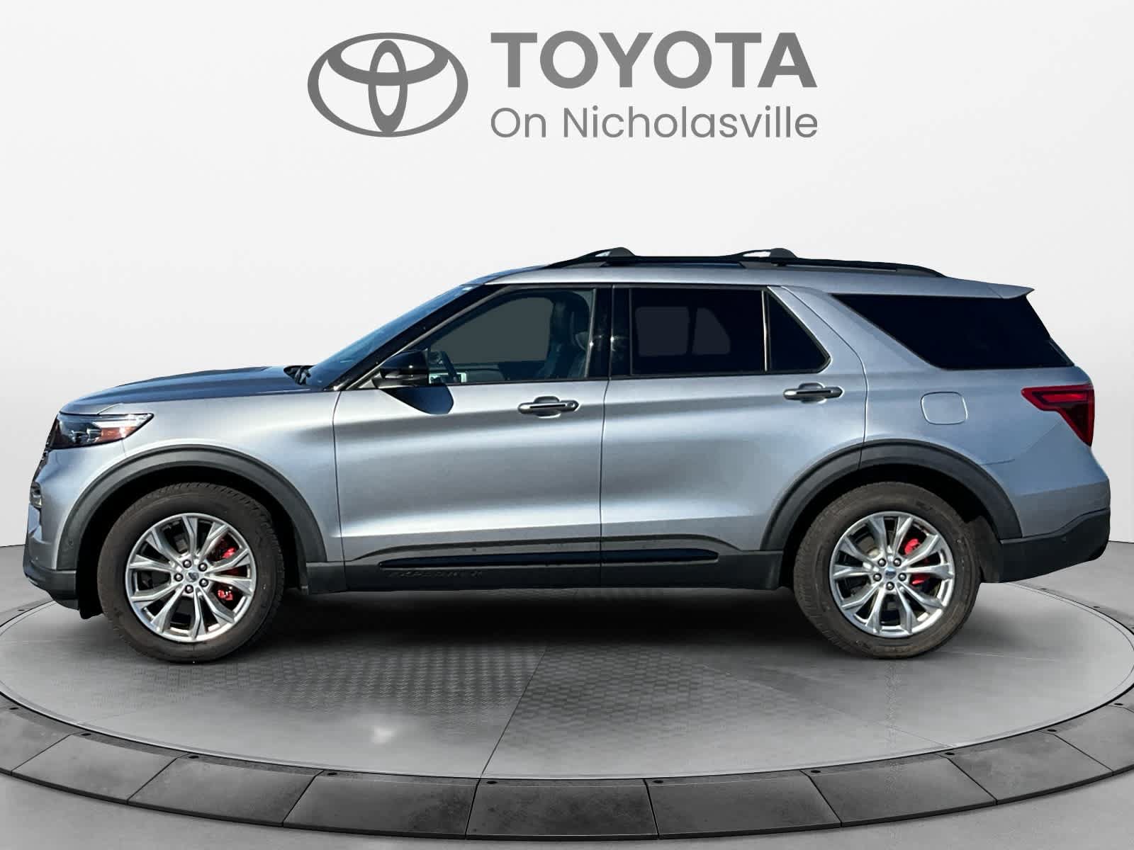 Used 2020 Ford Explorer ST w/ ST Street Pack AWD/4WD image 2