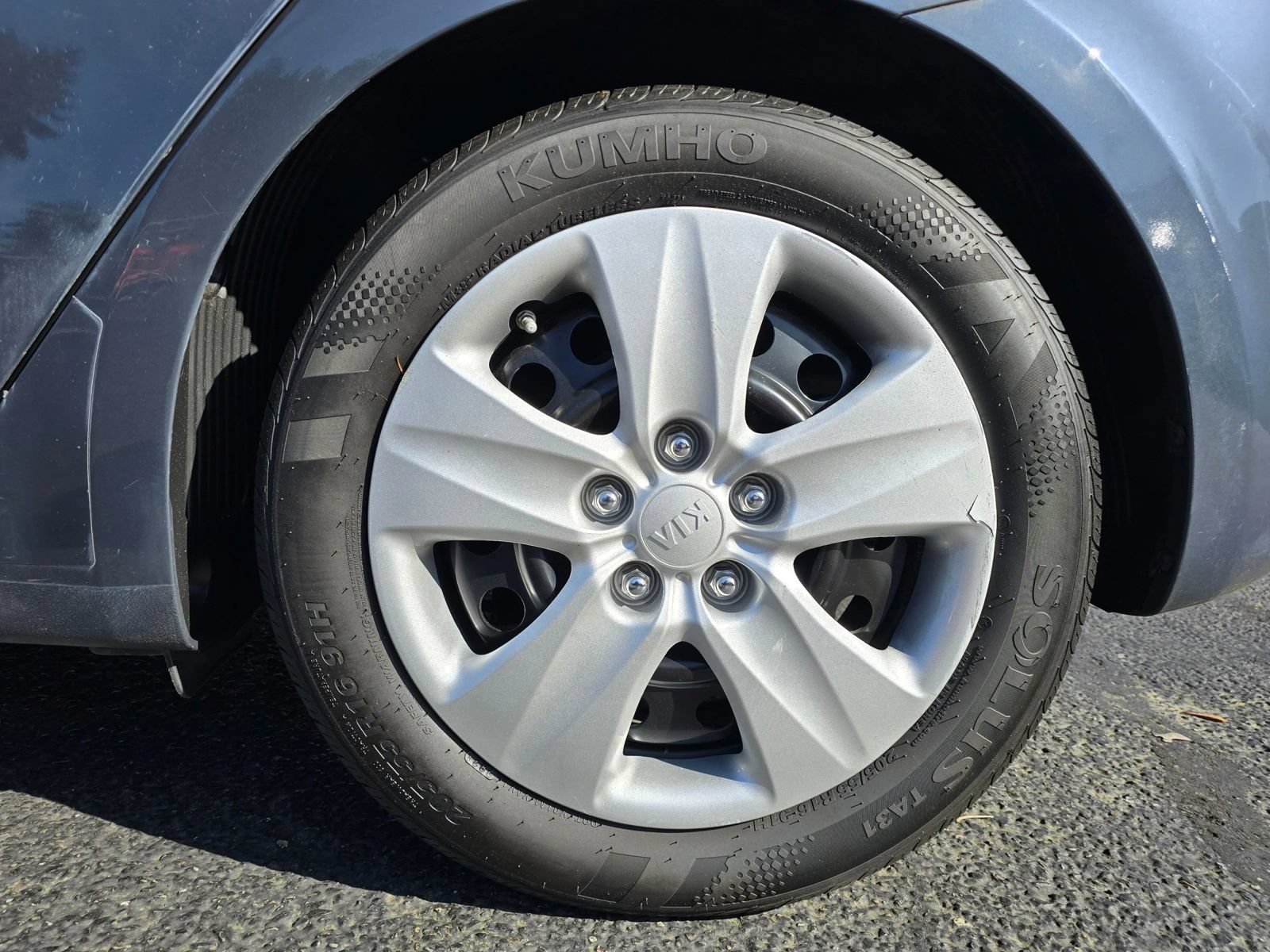 Used 2016 Kia Forte LX FWD image 9